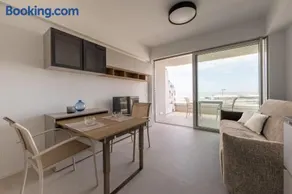 Residenze Da Vinci Azzurro - Image 1