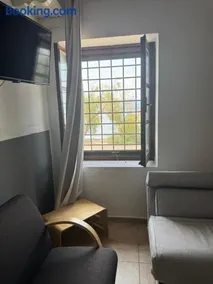AtESI HOUSE-CHORTO - Image 2