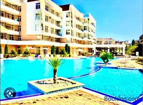 Apartcomplex Grand Kamelia Sunny Beach - Image 3