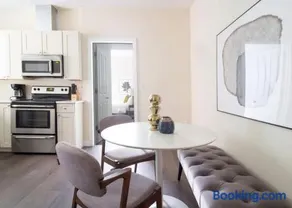 Downtown Luxury 1BR Pets Welcome Washer and Dryer in Building - Image 3