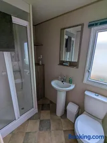 Haven Holiday Home Littlesea Sleeps 6 - Image 2