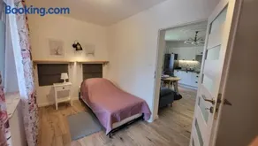 Carpe Diem Lakeside Apartments - Image 5