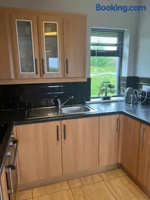 Beachwood Cottage in Spiddal - Image 4