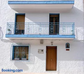 la Granadella paradis Home - Image 1