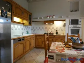 Gîte familial à Vald'Yerre : détente, jeux et charme rural pour 8 personnes - Image 3
