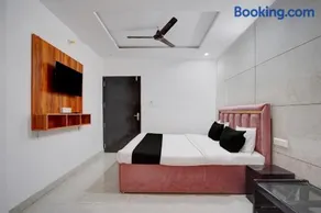 Collection O Taramandal Road Gorakhpur Formerly NS Hotel - Image 2