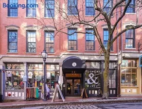 Luxury Penthouse in Downtown Portland - Image 1