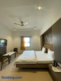 Mannat Resort - Image 4