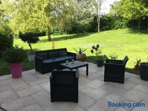 Chambre avec balcon et salle de bains privée - Image 2