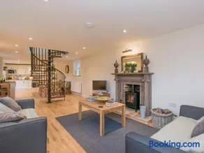 Hall Cottage - Image 3