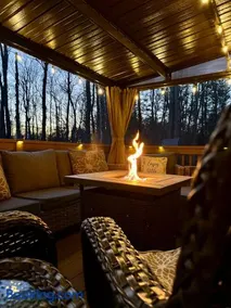 Modern Home - Privacy - Prime Location - 18min Camelback Ski Resort - Image 2