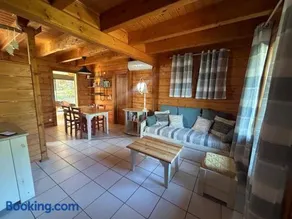 CHALET COSY PROCHE DE MIMIZAN - Accès Piscine chauffée et spa - Image 2