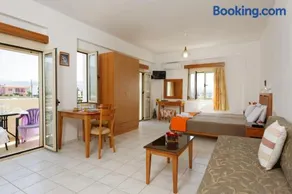 Fotis Studios Apartments - Image 1