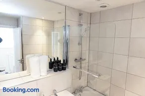 Private room in a new build - Image 2