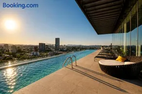 Cas-toldi Hospitality - Image 1