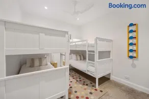 Casa Narra - Pet Friendly Ground-level Apartment - Image 3