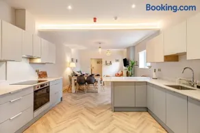 3 Bed in Shanklin oc-h33403 - Image 5