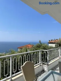 Dhermi Village Apartments - Image 3