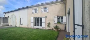 Gîtes de 2 à 11 personnes au Domaine d'USSON - Image 4