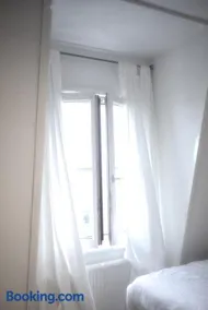 Cozy Pijp Apartment Amsterdam - Image 5