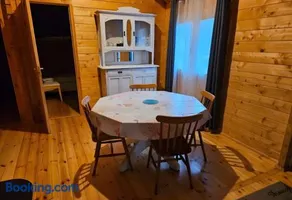 Chalet - Image 2