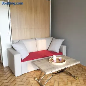 Studio cosy avec terrasse et barbecue à Cazaubon - 28 m² - Image 1