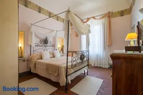 Beautiful Villa in Peccioli With Private Swimming Pool - Image 3