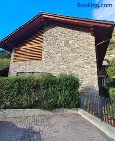 Casa Vignolet : la finestra su Pont-Saint-Martin - Image 1