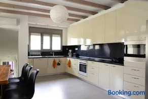 La Belle Helene - Image 3