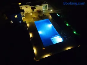 Parissis Eden Villas Skiathos, A Mediterranean Hideaway - Image 1