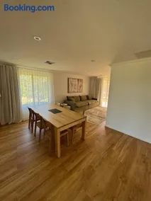 Sittella's Vineyard Residence - Image 2