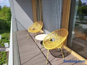 InPoint Modern Apartment Lema 17-Tauron Arena & Free Parking Self Check-in - Image 2