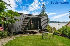 The Loft | Beach | Kayaks & Pickleball - Image 2