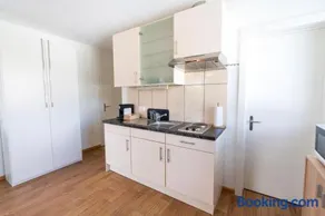 Terrace Apartment Einigen - Image 2