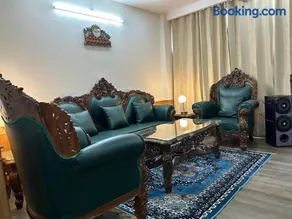 Apartment in Barog - Image 3