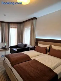 MAMMA MIA Hotel - Image 1