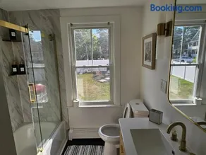 Sleeps 6 Near Boston, Providence & Gillette - Image 3