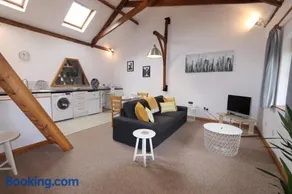 The Granary at The Long Barn a Perfect Countryside Stay - Image 1