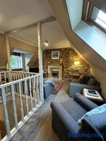 Loch Lomond 2 Bedroom Apartment - Image 2