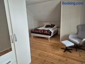 Molden Sky - takterrasse med egen jacuzzi! - Image 5