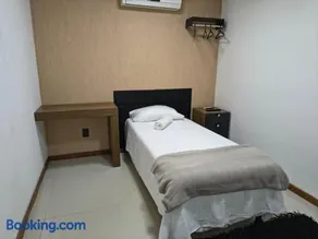 Flat Luxuoso de 3 quartos, 2 banheiros - Image 4