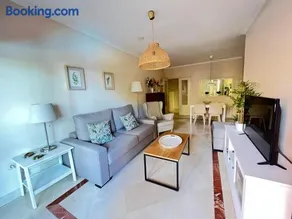Voll ausgestattetes Apartment mit Terrasse, Garten und privatem Pool | Nah am Strand | Ideal für Homeoffice | Hunde erlaubt - Image 1