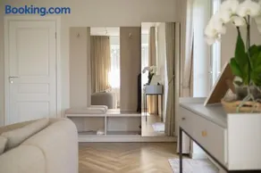 The Elegant Escape - Image 3