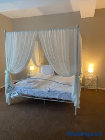 B&B Andero Deva - Image 3