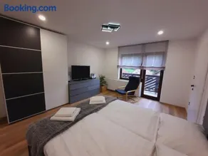Apartment Break - Image 2