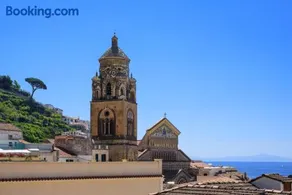 Amalfi Suite Boutique Hotel - Image 2