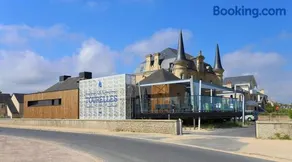 Les Tourelles - Chalets & Chambres en Bord de Mer - Image 2