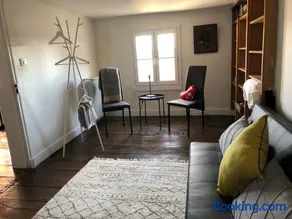 Beautifully renovated rooms on Place New York - Image 4