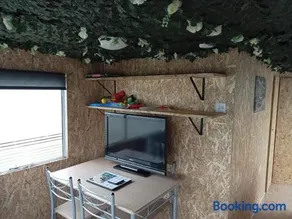6 Headwards Glamping Retreat - Image 4