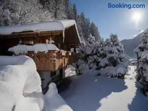Traditionelles Familienchalet mit Sauna, Whirlpool und Bergblick - Image 2